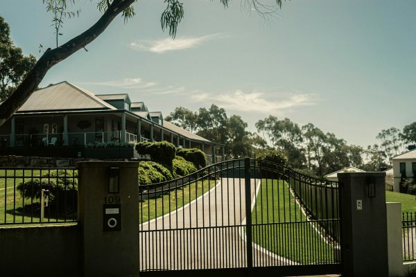 Top Electric Gate Styles to Enhance Your Home's Entryway